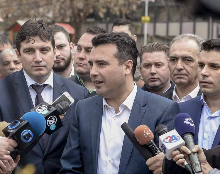 Заев за „Ројтерс“: Македонија има четири опции за промена на името