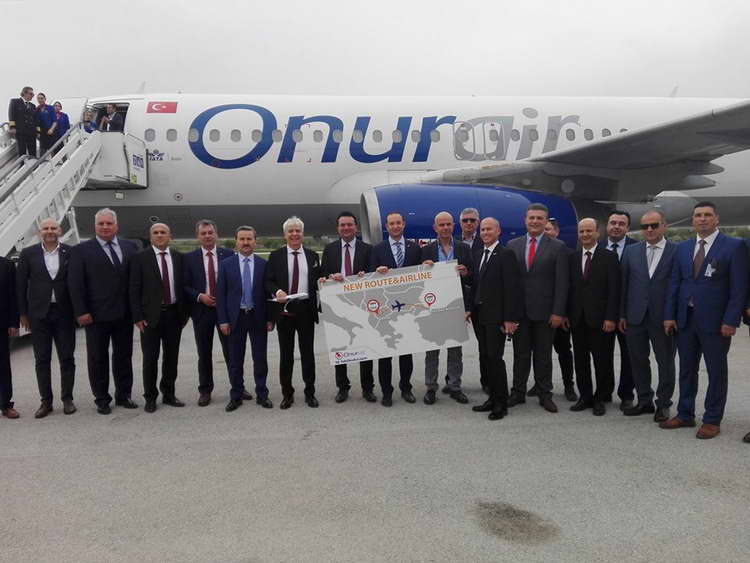 Сугарески: Охридскиот аеродром ќе го промовираме како аеродром за нискобуџетни авиокомпании
