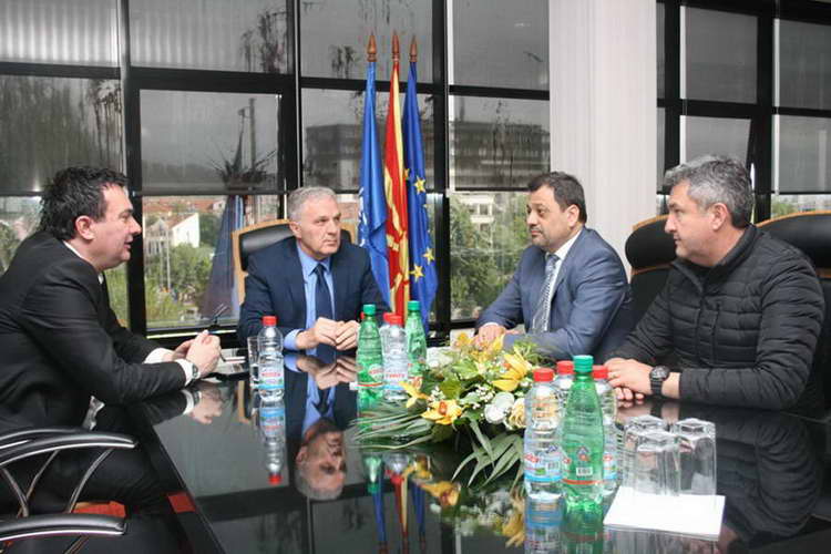 Средба на градоначалникот Јованоски со вицепремиерот Анѓушев и министерот Сугарески