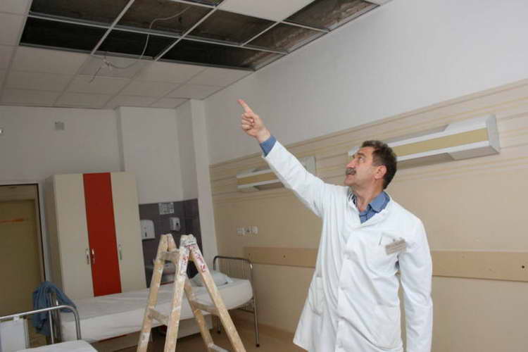 Во прилепската болница се санираат последиците од паѓањето на таванот