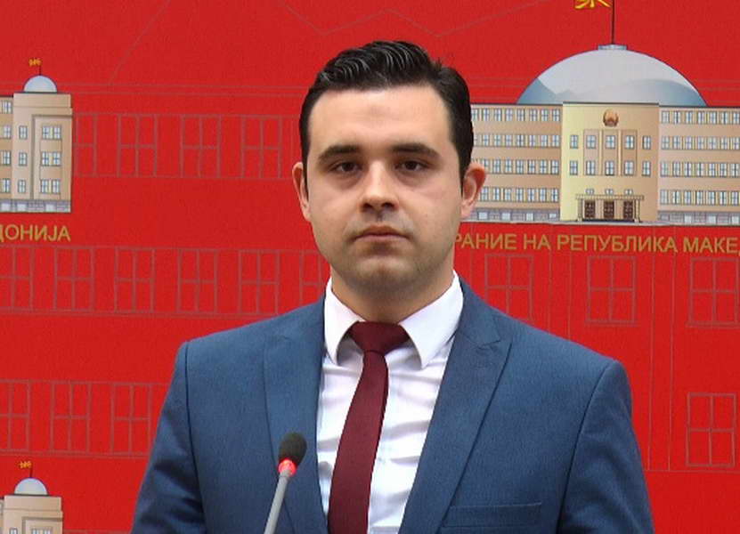 Костадинов: Мицкоски потврдува дека ги брани криминалните политики на Груевски