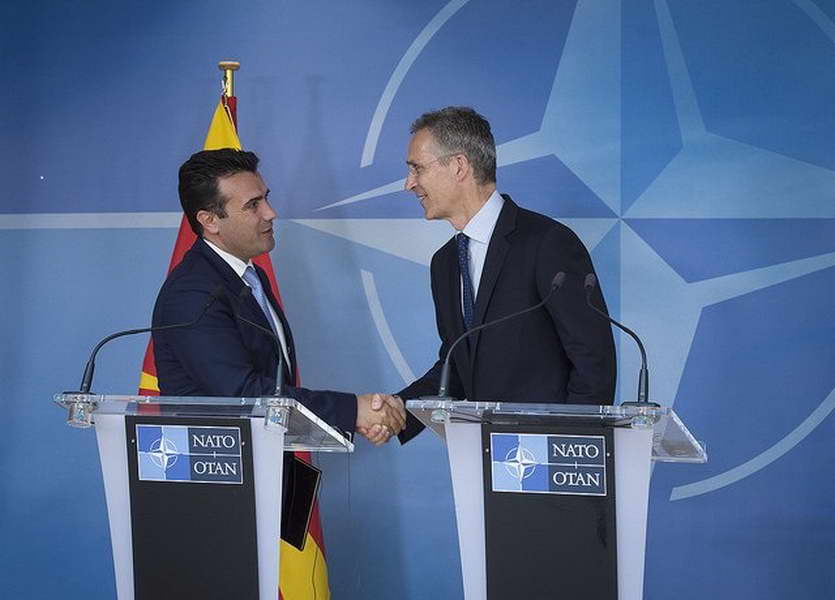 Првиот човек на НАТО Столтенберг, денеска доаѓа во Македонија
