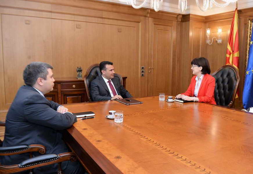 Протоколарна средба на Заев со новата амбасадорка на Република Македонија во Обединетото Кралство, Александра Миовска