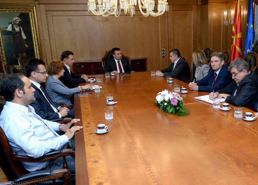 Средба на премиерот Заев со претседателот и членовите на ДИК