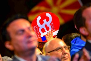 Премиерот Заев од Прилеп: Ајде и нашата генерација да ја пишува во книгите дека се одважила и донела вистинска одлука, масовно, За европска Македонија