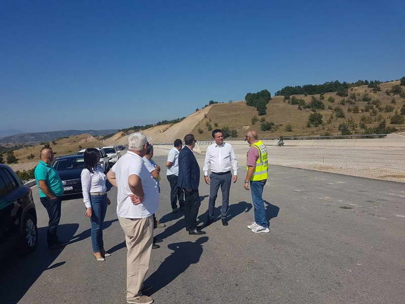 Сугарески: Автопатот Миладиновци-Штип ќе биде завршен до средината на октомври