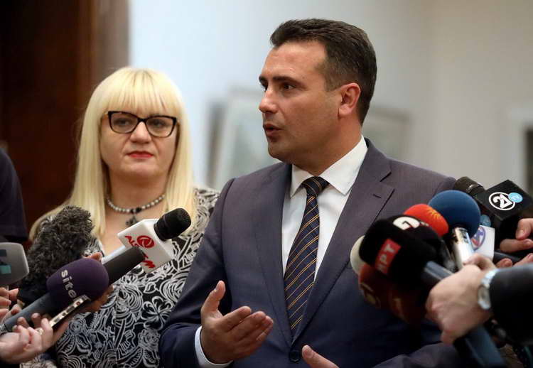 Премиерот Заев и министерката Дескоска се сретнаа со новата пратеничка група на ВМРО-ДПМНЕ и Коалицијата за подобра Македонија