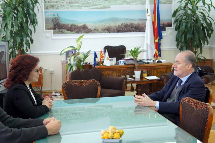 Битола: Средба на градоначалничката Петровска со шпанскиот амбасадор Сера