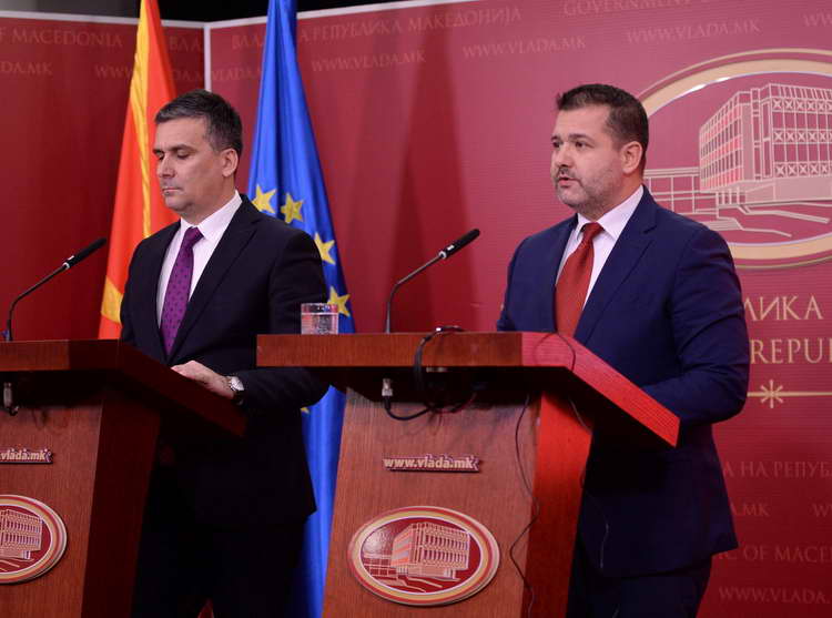 Редовна прес-конференција на портпаролите на Владата на Република Македонија, Бошњаковски и Хоџа
