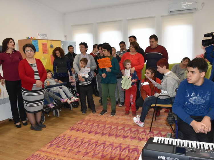 Во Прилеп одбележан Меѓународниот ден за грижа на лицата со попреченост