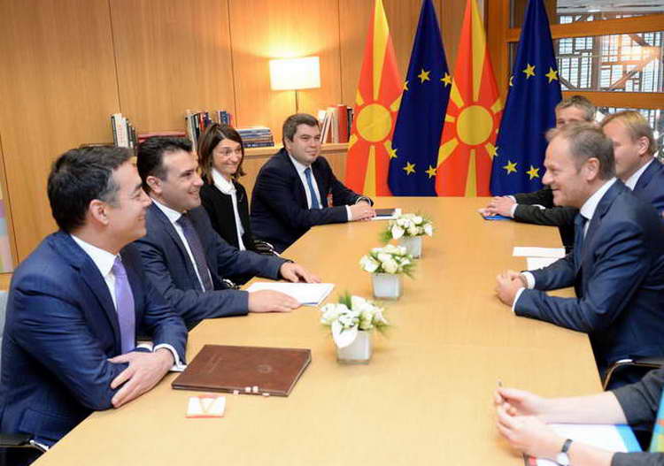 Посетата на Брисел, Заев ја почна со средба со претседателот на Европскиот Совет, Доналд Туск