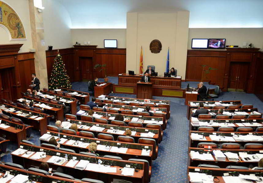 Со 81 глас “за“, Собранието ги изгласа уставните измени