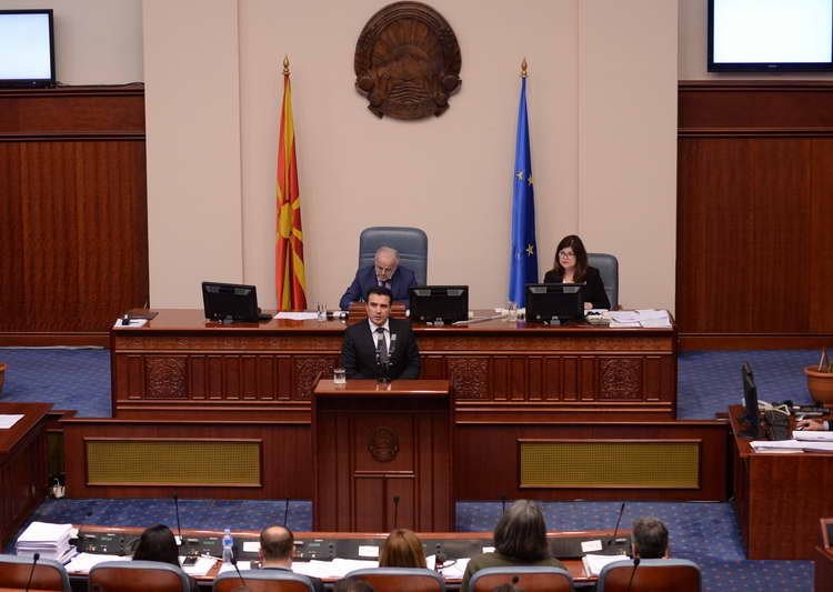 Заев на собраниската седница: Одлуките на Парламентот ја гарантираат иднината на Македонија