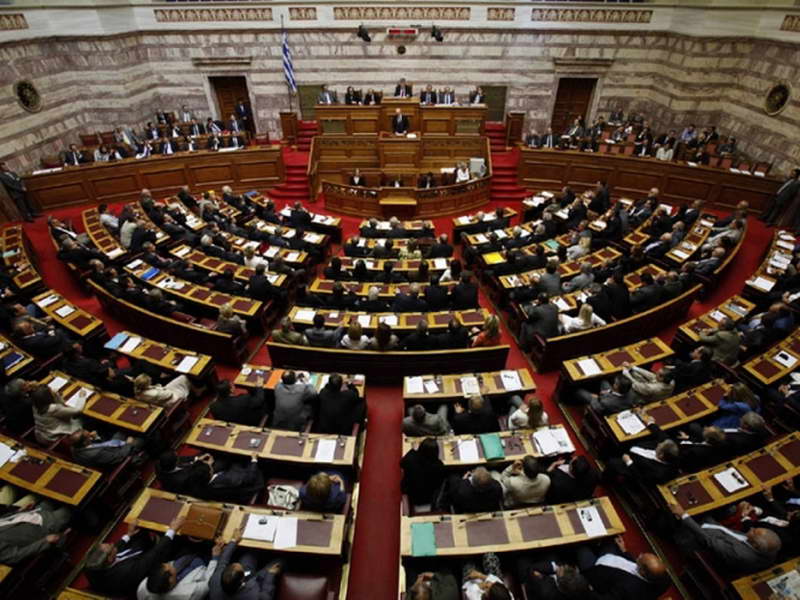 Грчкиот парламент го ратификуваше Договорот од Преспа