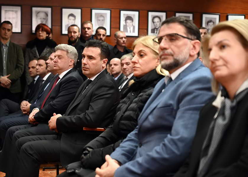 Премиерот Заев на Комеморативна седница: Ќе сториме сé, да ги расветлиме причините за трагичната несреќа