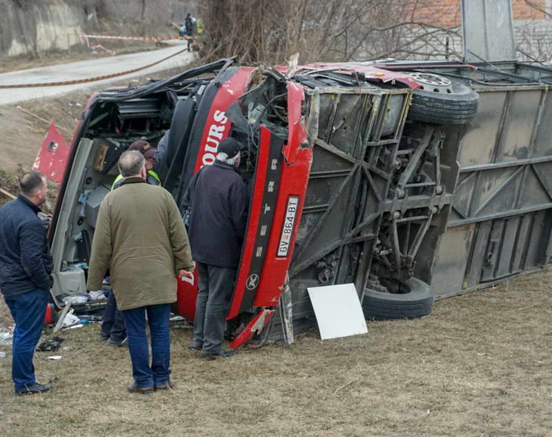 Сообраќајната несреќа на автопатот Скопје-Тетово зеде уште еден човечки живот