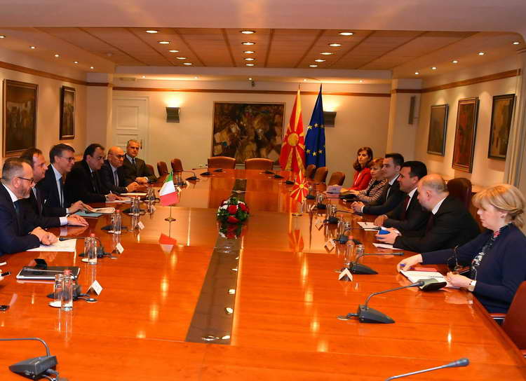 Заев се сретна со претседателот на италијанската антикорупциска управа, Рафаеле Кантоне