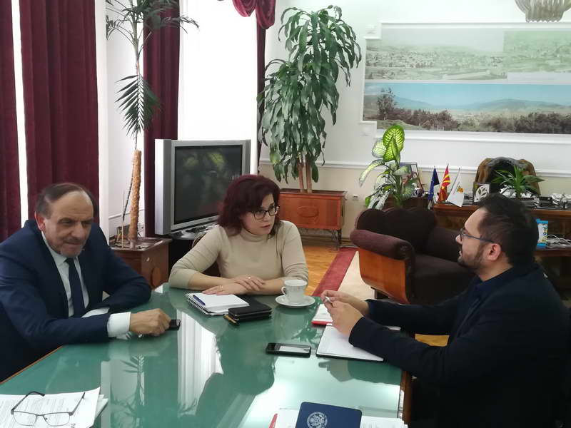 Работна средба на градоначалничката Петровска и министерот Бајрам