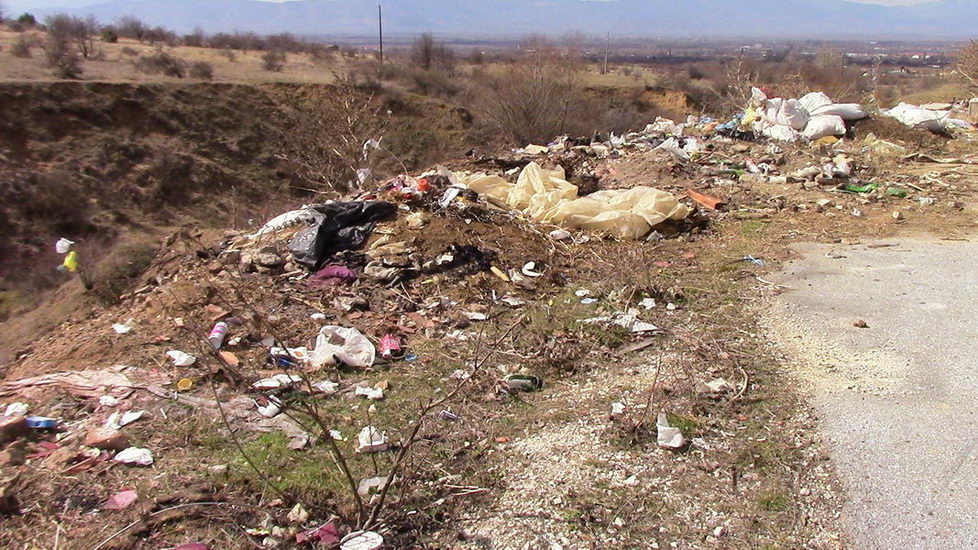 Порталб: Многу ветувања, но без вистинско решение за дивата депонија во Струга