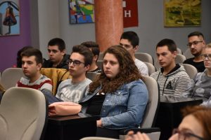 Општина Прилеп и Коалицијата СЕГА ја подготвуваат Годишната програма за млади