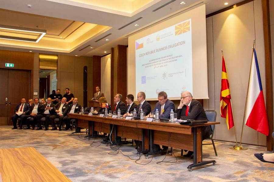 Градоначалникот Христоски дел од бизнис форумот на македонски и чешки стопанственици