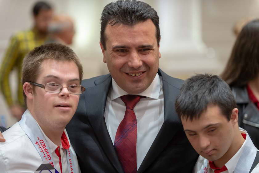 Премиерот Заев и директорот на АМС, Каевски им доделија благодарници на олимпијците