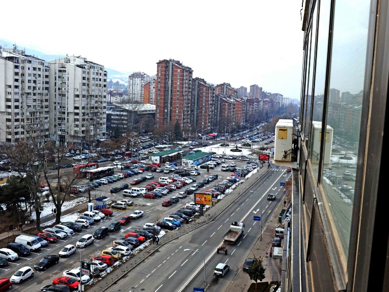 Осум години Скопје ја чека изградбата на бесплатни паркинзи за возилата од другите градови