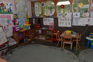 Континуирано се подобруваат условите во прилепските детски градинки