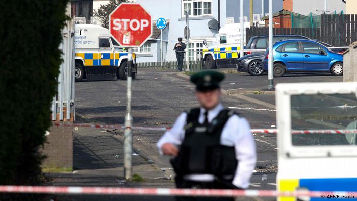 Северна Ирска: Уапсени двајца осомничени за убиството на новинарката