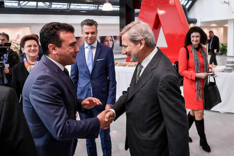 Заев и Хан од Виенскиот економски форум: Политичката стабилност и сигурност и напредокот на Северна Македонија во сите сфери, отвора можности за нови инвестиции