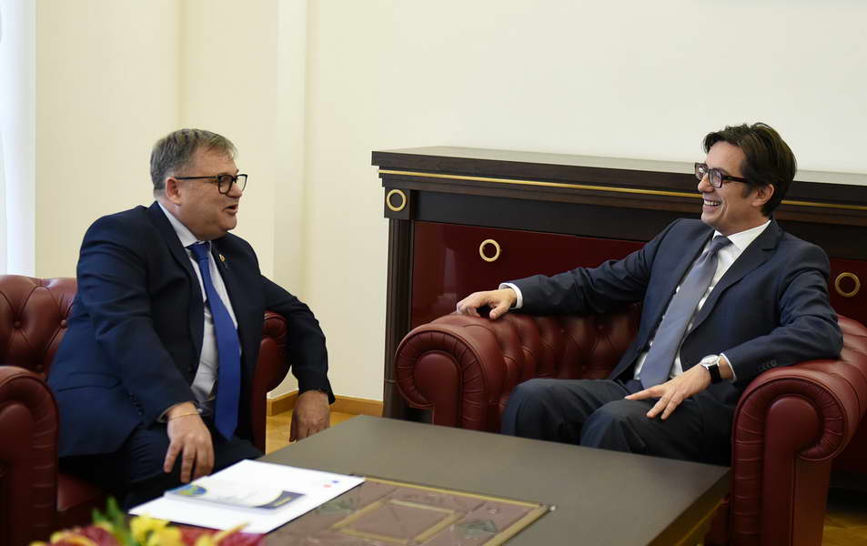 Претседателот Пендаровски го прими амбасадорот на Француската Република, Кристиан Тимоние