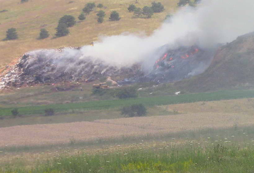 Подметнат пожар на депонијата „Алинци“