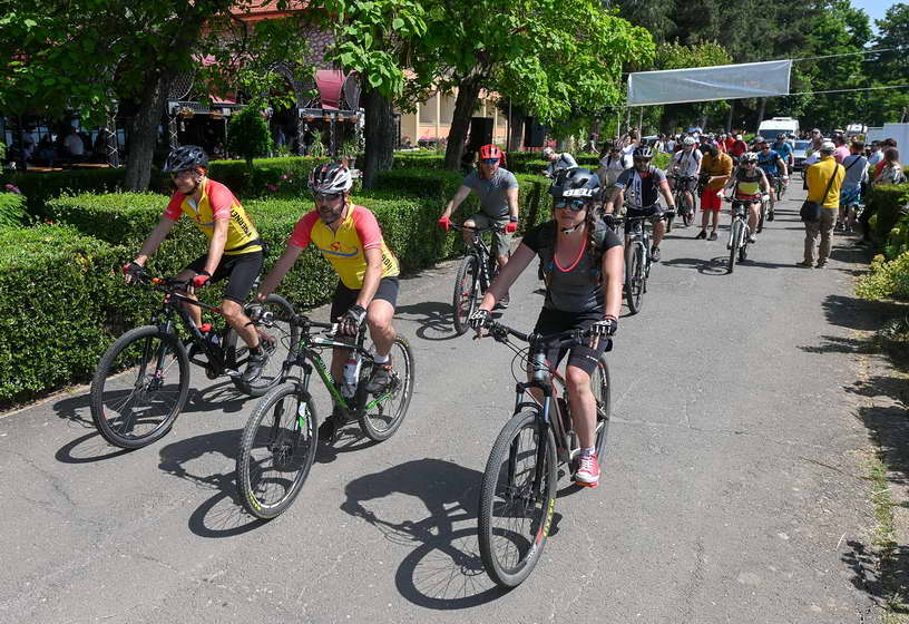 Втор ден „Запознај ја Преспа" - традиционалната вело тура „Тур де Галичица"
