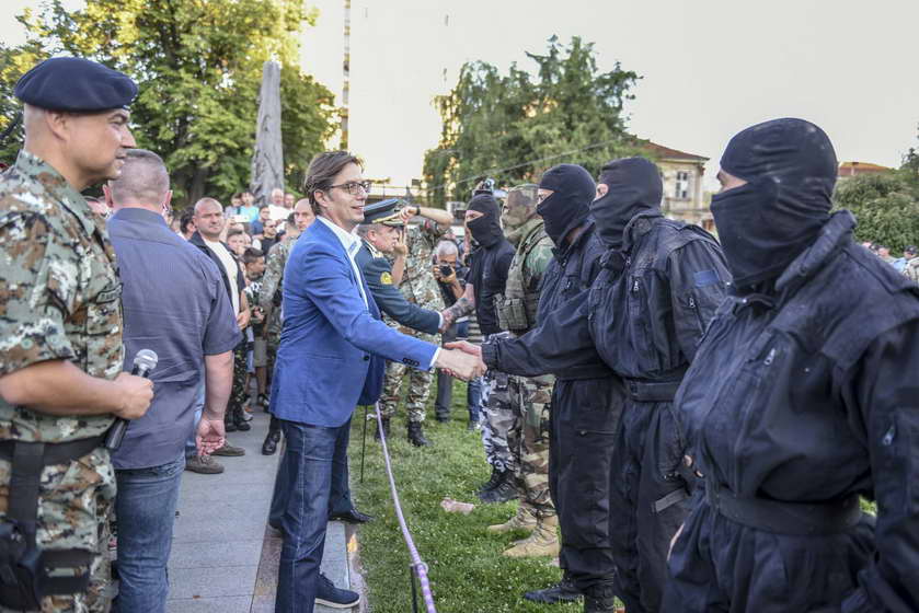 Пендаровски во Битола присуствуваше на отворениот ден за граѓаните со учесниците на воената вежба „Одлучен удар“