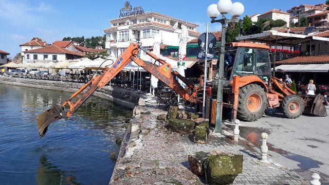 Започна санацијата на дел од Охридското пристаниште