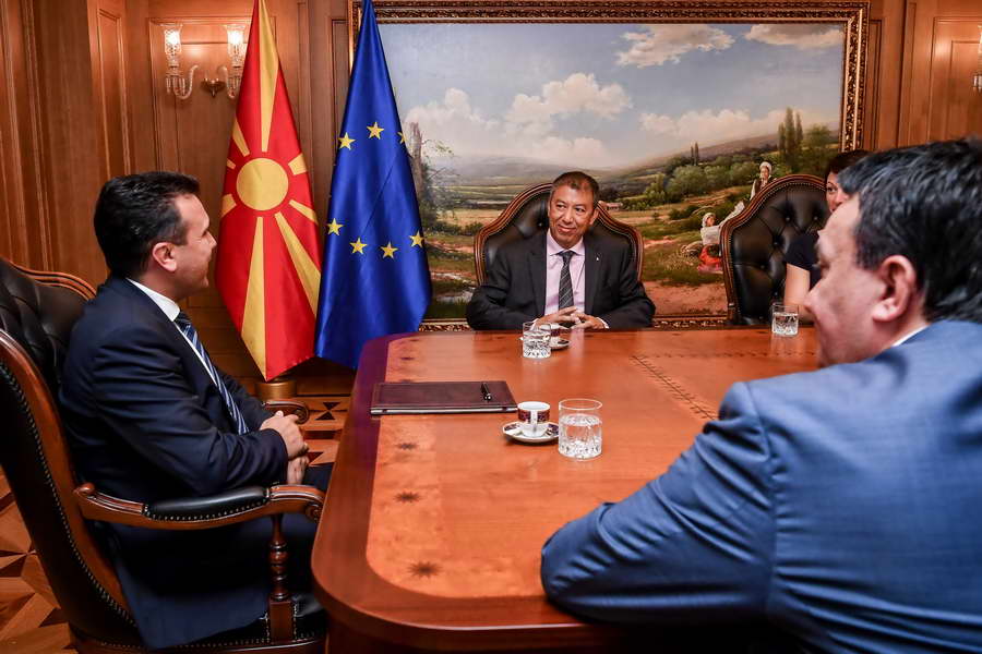Средба на премиерот Заев со извршниот директор на Европската агенција за воздухопловна безбедност, Патрик Ки