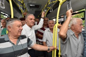 Промотивно возење со новите автобуси за најредовните корисници на градскиот превоз - пензионерите