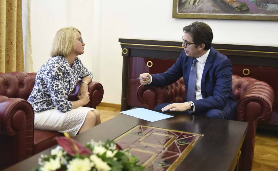 Средба на Претседателот Пендаровски со украинската амбасадорка Наталија Задорожњук
