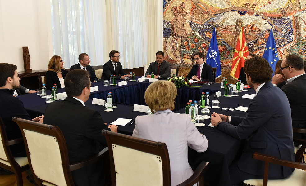 Средба на претседателот Пендаровски со претставници на Американската стопанска комора во Македонија