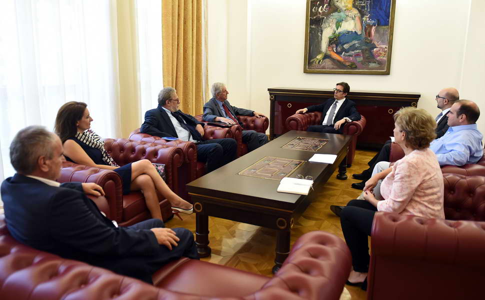 Претседателот Пендаровски прими делегација на Советот на амбасадорите