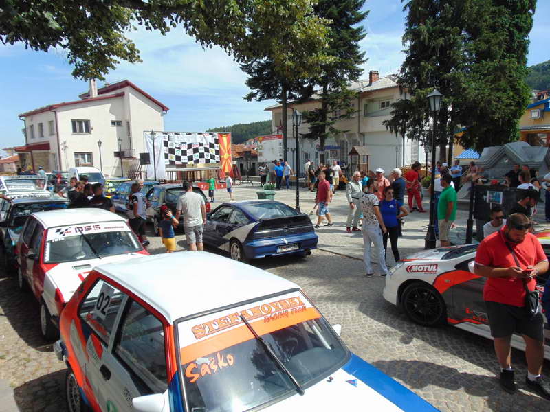 Со доделување на наградите за најуспешните, завршија ридско-брзинските автомобилистички трки во Крушево