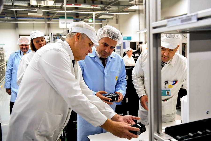 Заев во посета на „Маркарт“: Дополнителните инвестиции се признание за економските политики и можност за нови работни места