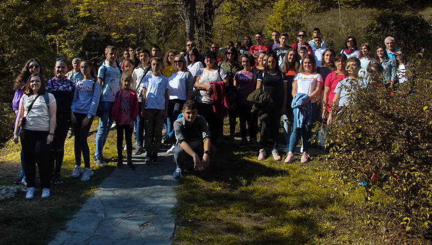 Со еднодневна екскурзија Општина Прилеп ги награди најдобрите 150 ученици од основните и средните училишта