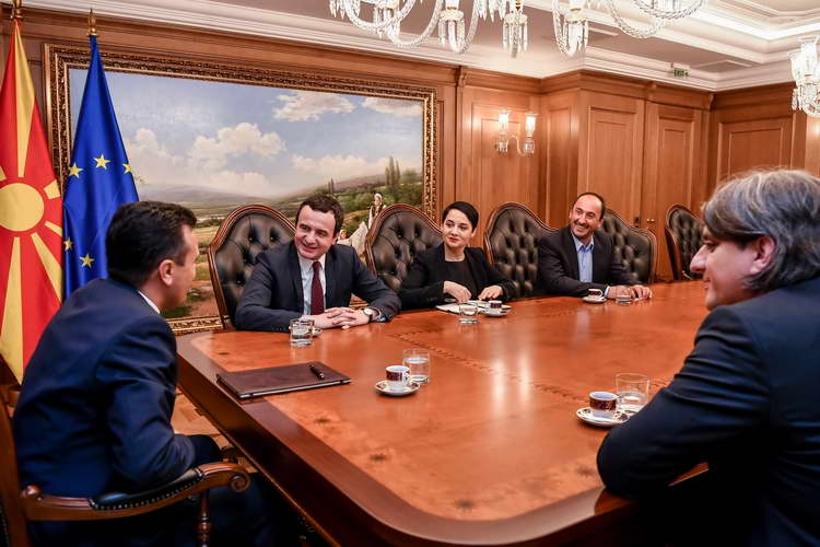 Заев го прими лидерот на „Самоопределување“ Албин Курти: Добрите односи меѓу двете земји се од исклучително значење за Западен Балкан