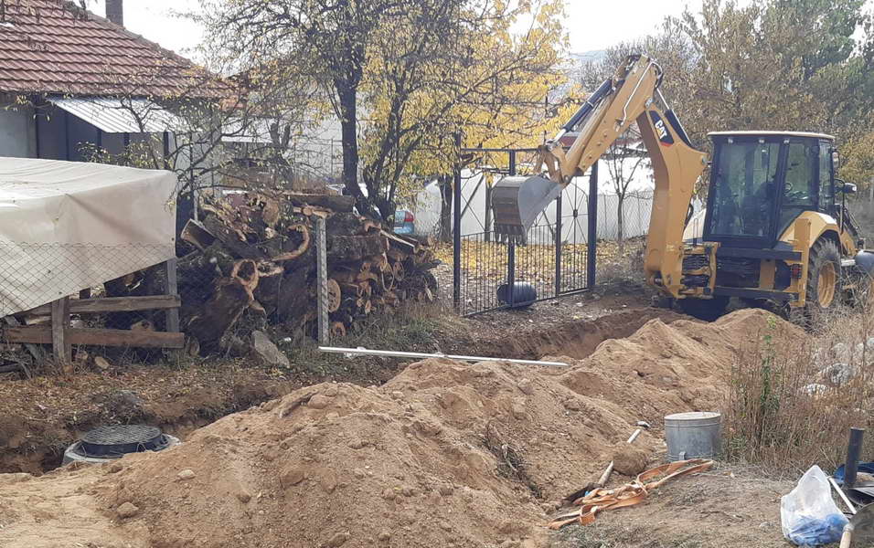 Делчево: Се гради атмосферска и фекална канализација во населба Басарица