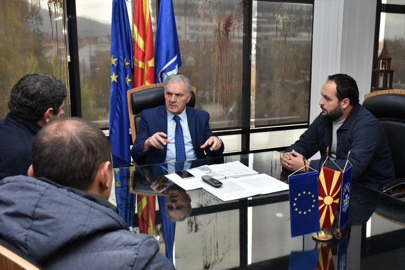Средба на градоначалникот Јованоски со претставници на синдикалната организација на „Еурокомпозит“