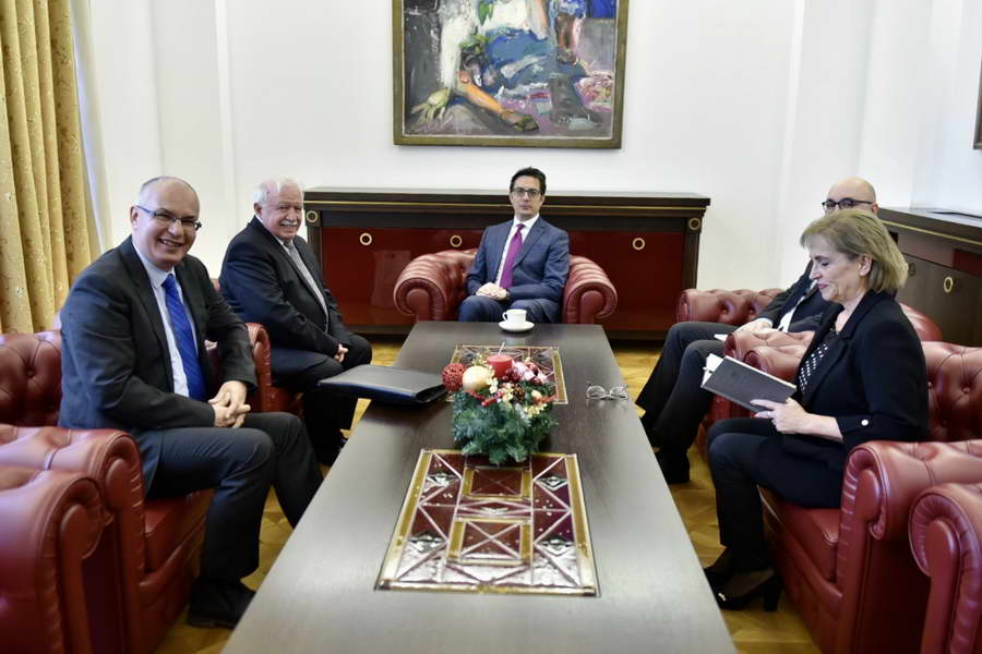 Претседателот Пендаровски ги прими словачкиот амбасадор Маркуш и македонскиот библиограф Лекоски