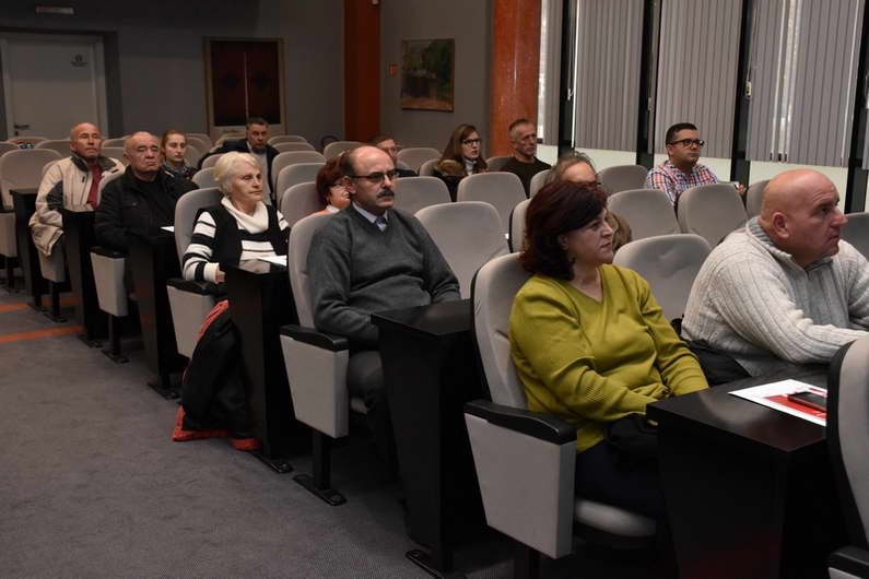Градоначалникот Јованоски и членовите на „Граѓанскиот парламент“ дискутираа за новиот општински буџет за 2020 година