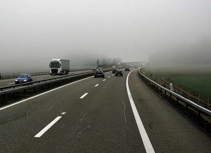 АМСМ: Можна појава на утринска магла и одрони, возете внимателно