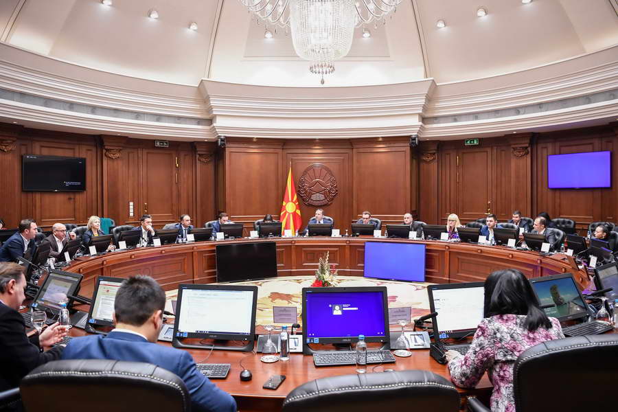 На првата седница на Владата во 2020 година се определени замениците претседатели, портфолијата на министрите без ресор и претседателите на основните комисии